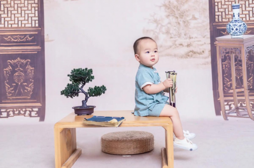 吐鲁番孕妇肚子上的黑线